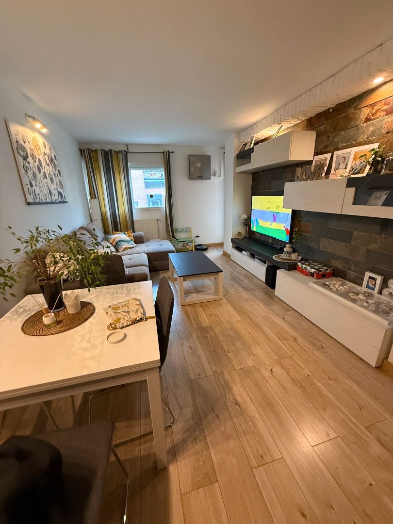 Living room of Flat for sale in  Madrid Capital  with Terrace