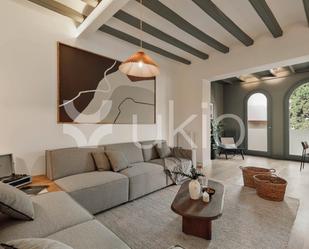 Sala d'estar de Apartament de lloguer en  Barcelona Capital amb Aire condicionat, Calefacció i Moblat