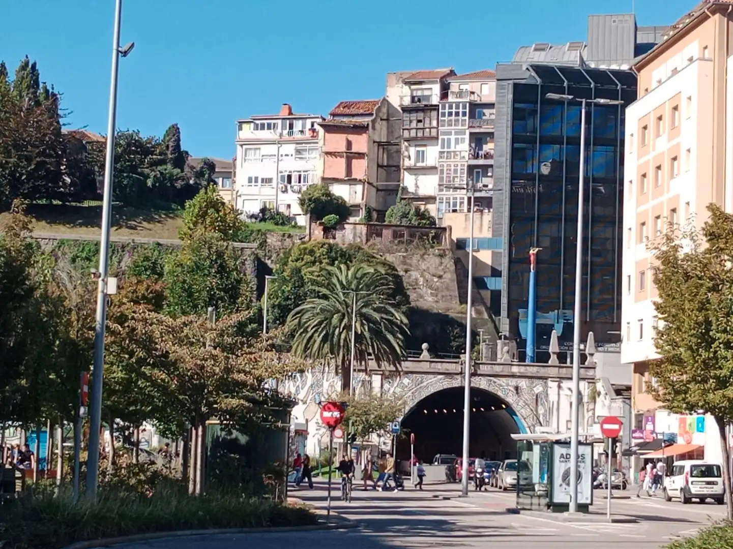 Vista exterior de Oficina de alquiler en Santander