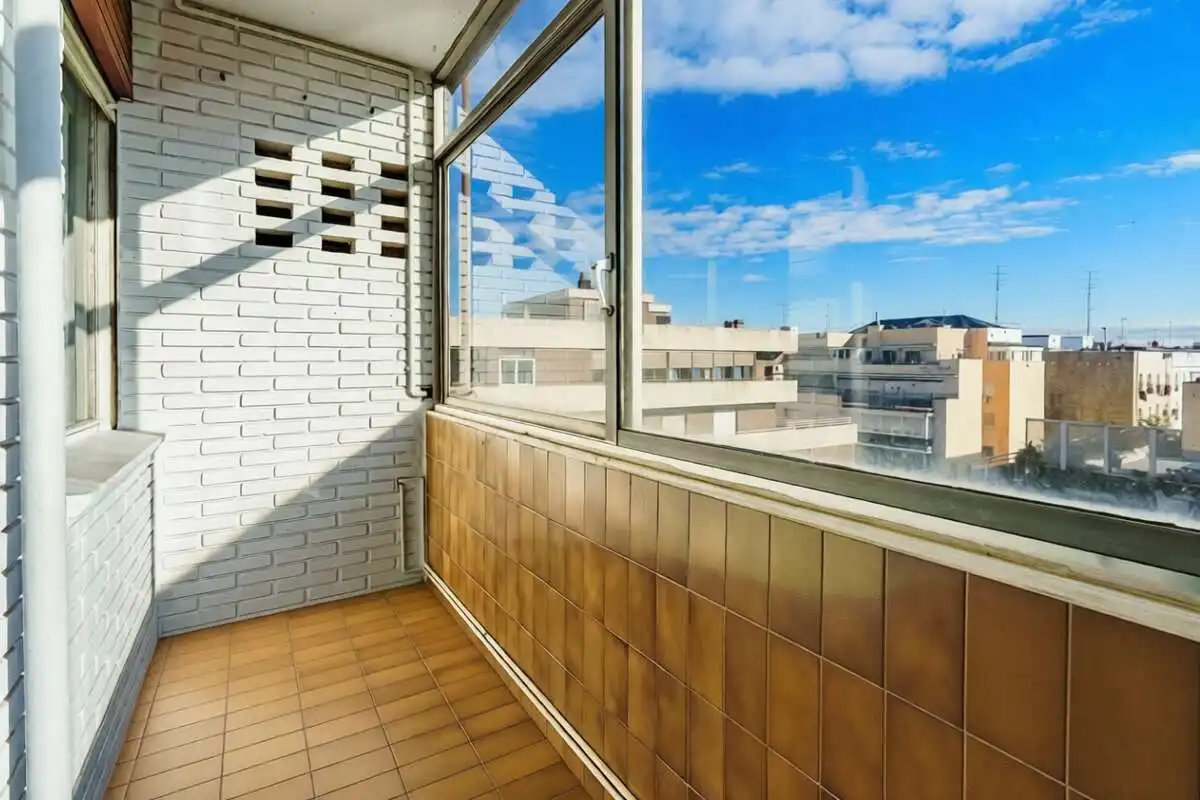 Terrasse von Wohnung zum Verkauf in Madrid mit Heizung, Terrasse und Ofen