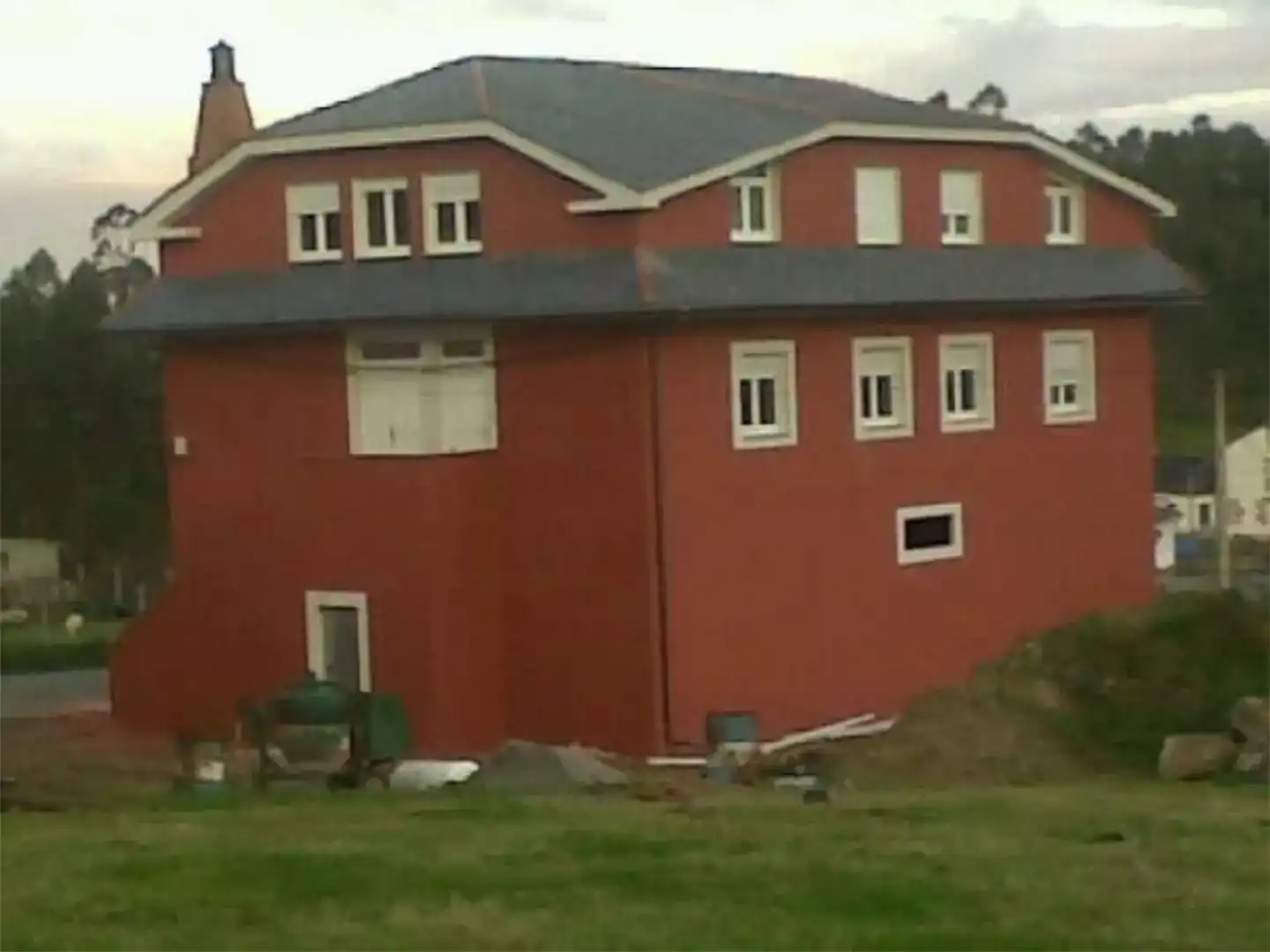 Vista exterior de Casa o xalet en venda en Xove amb Jardí privat i Balcó