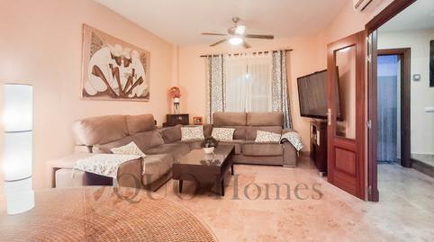 Foto 4 de Casa adosada en venda a Pozoalbero, Cádiz