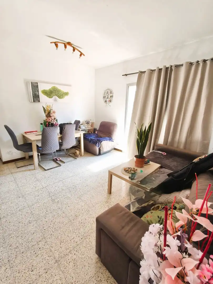 Sala de estar de Piso en venta en Barcelona con Parquet y Balcón