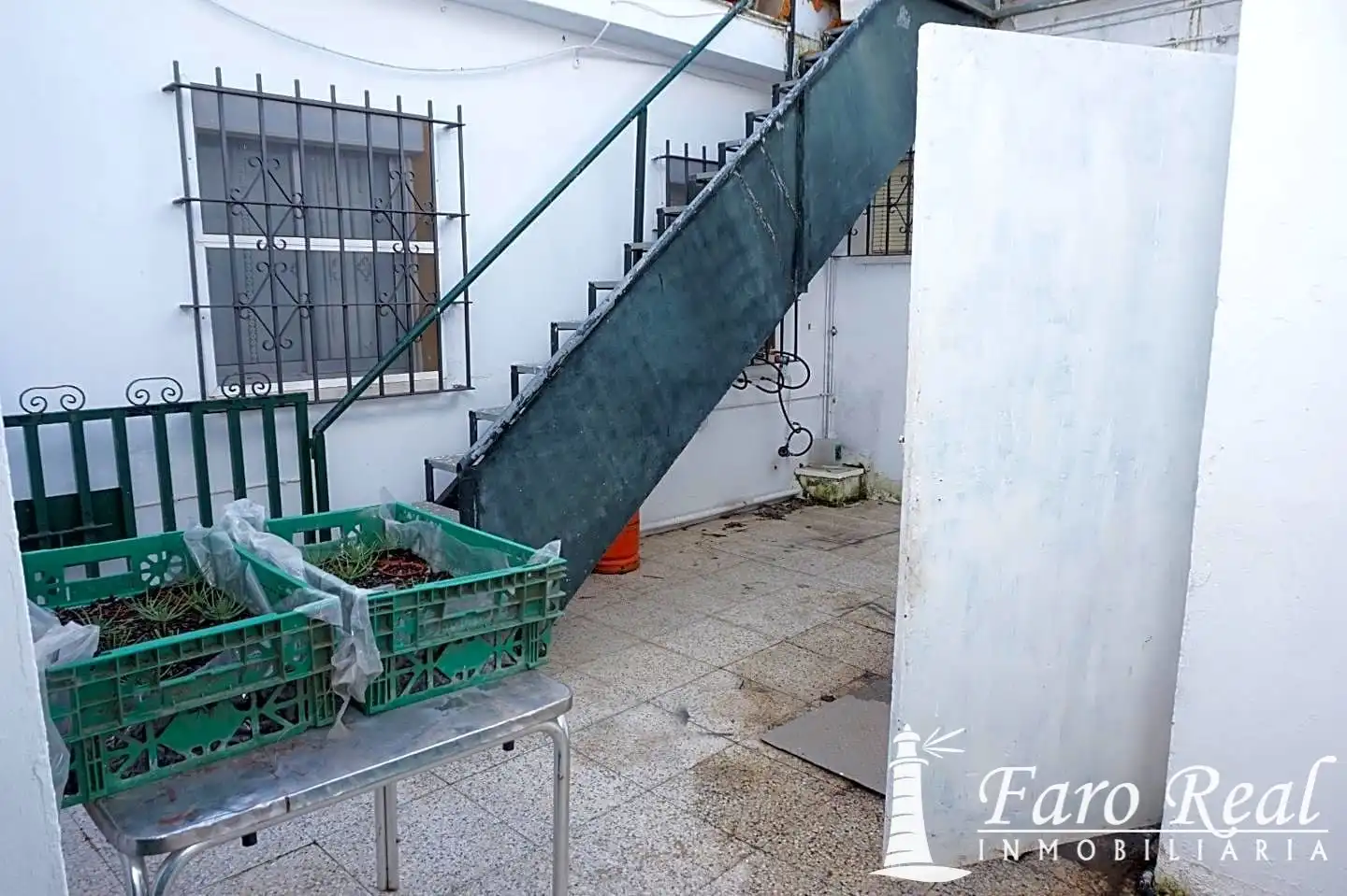 Fabrikhallen zum Verkauf in Sanlúcar de Barrameda