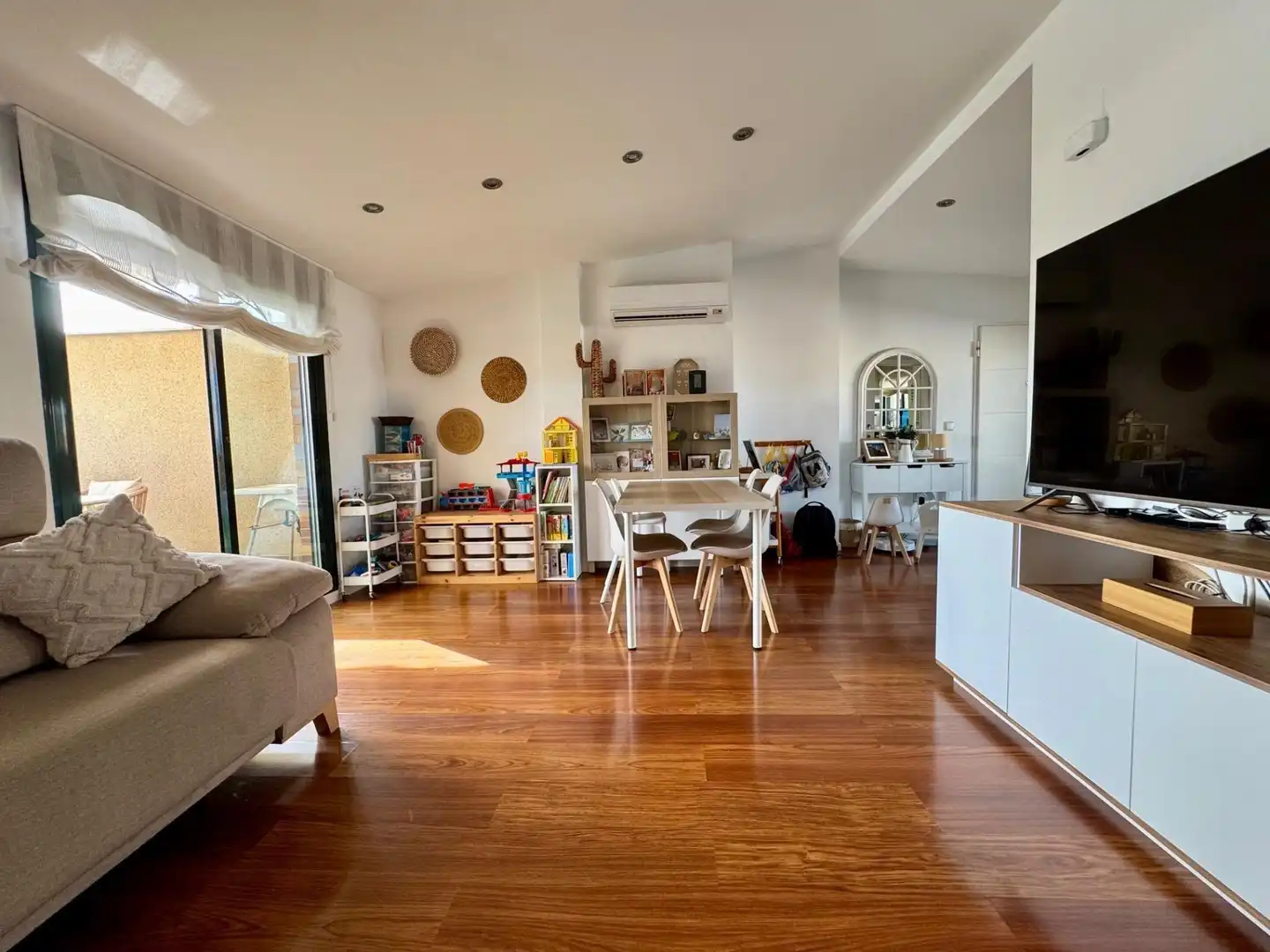Comedor de Ático en venta en Murcia con Aire acondicionado, Terraza y Balcón