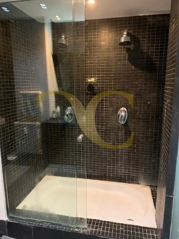 Baño de Piso de alquiler en Madrid con Aire acondicionado y Calefacción