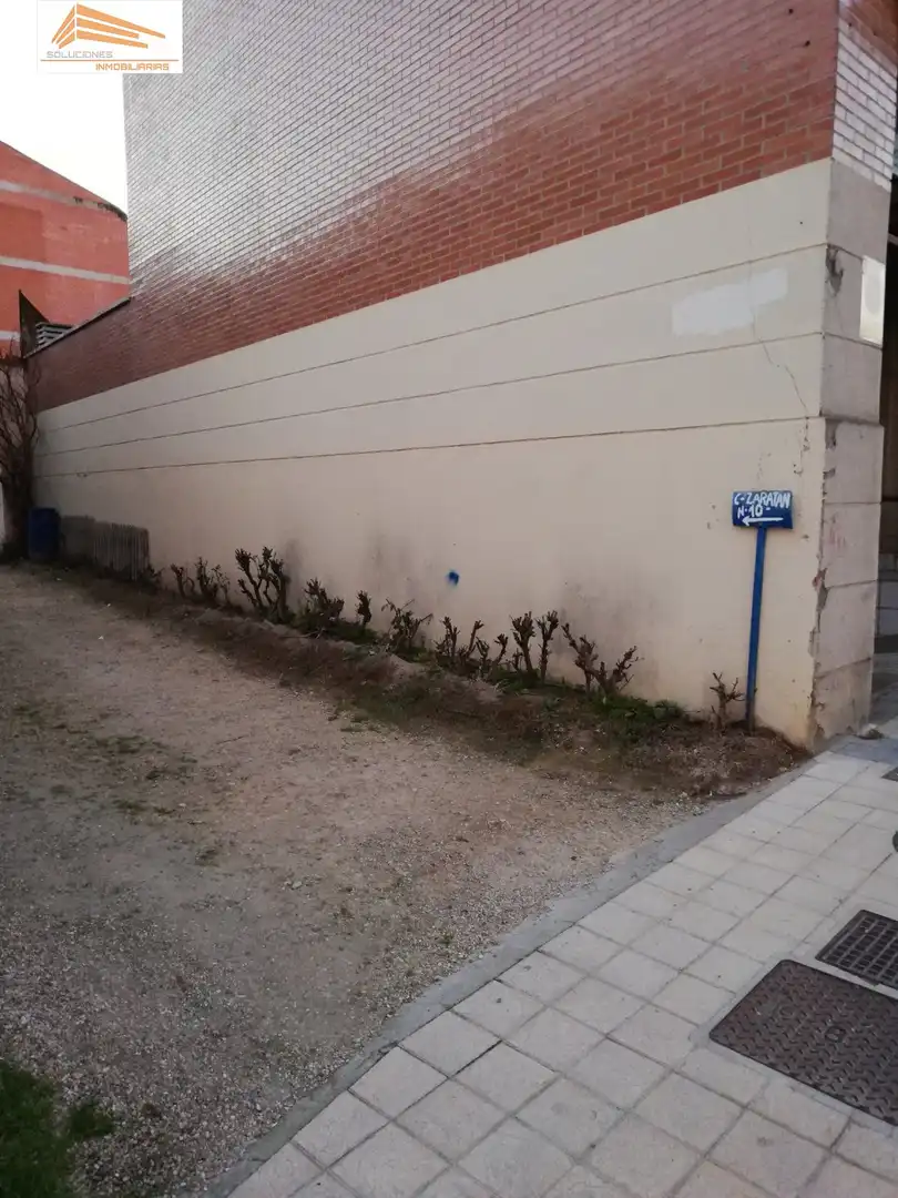 Parkplatz von Residential zum Verkauf in Arroyo de la Encomienda