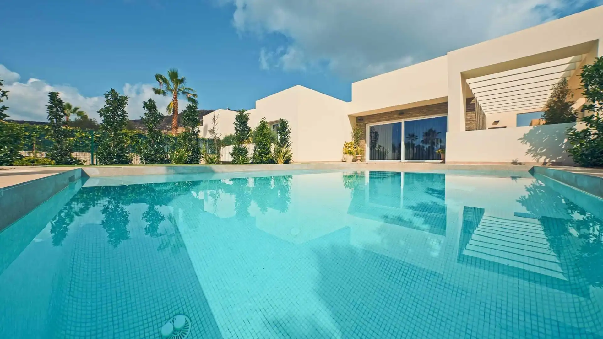Chalet de obra nueva con terraza en venta en Av. Antonio Pedrera Soler 14R, imagen 2