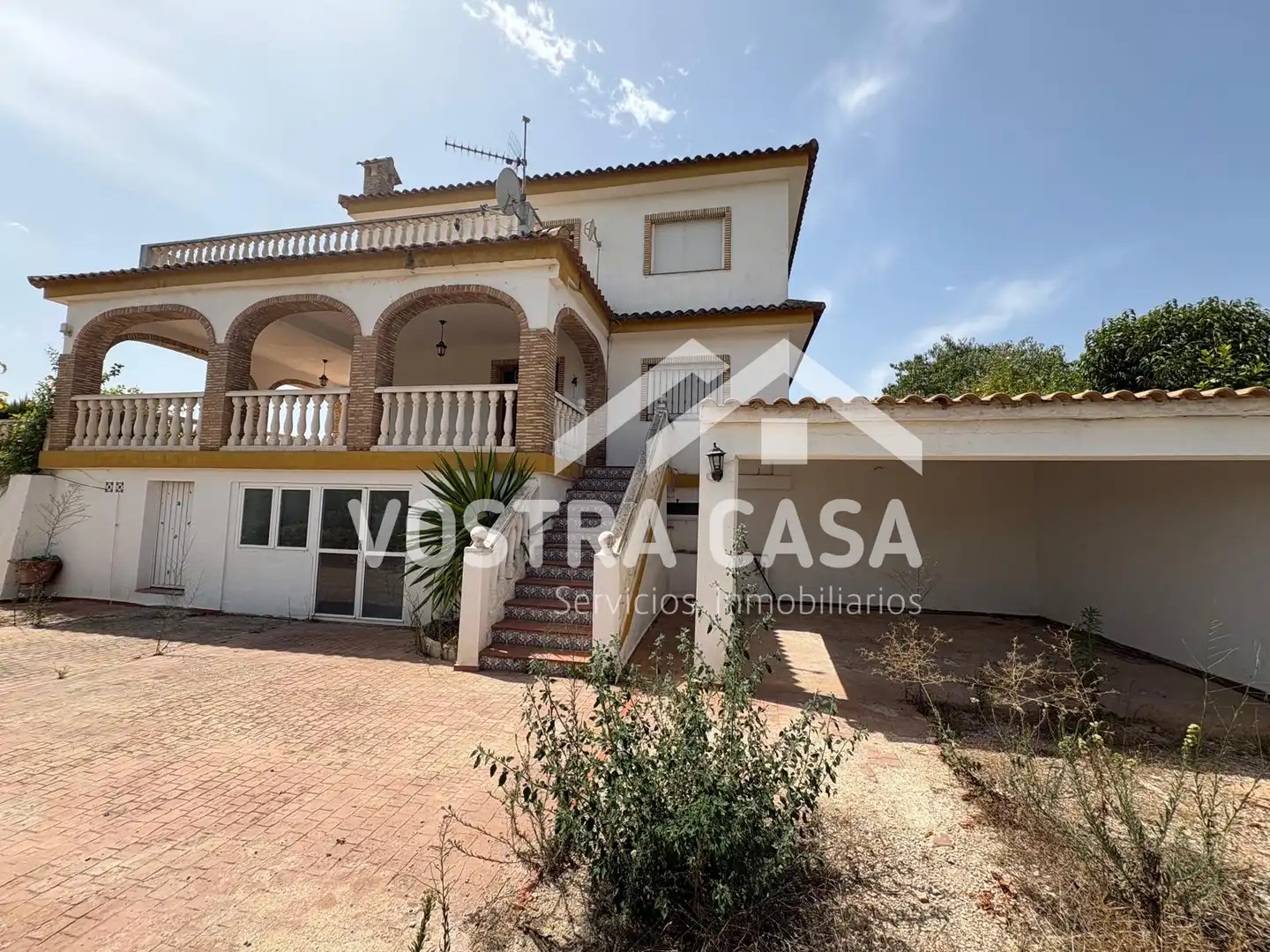 Exterior view of Flat for sale in Chiva  with Alarm