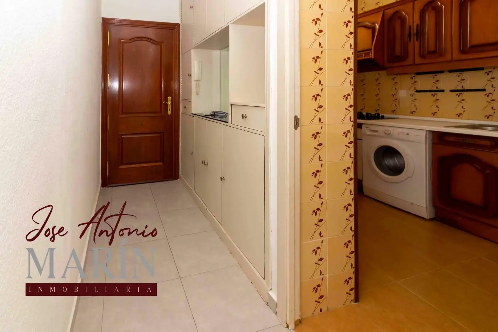Piso con terraza en venta en Calle JUAN LABRADO, imagen 2