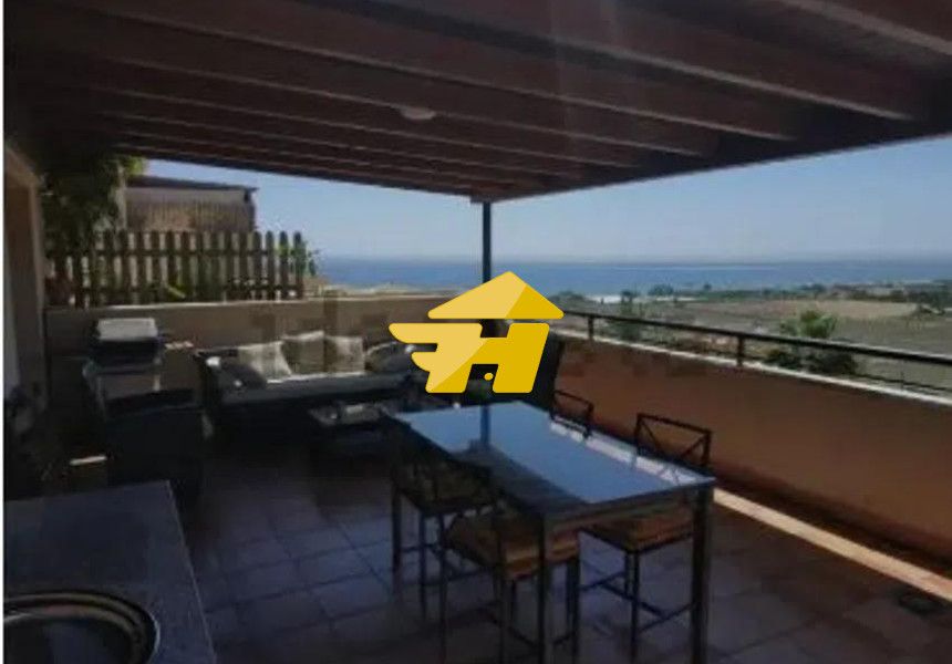 Terrassa de Dúplex de lloguer en Vélez-Málaga amb Aire condicionat, Jardí privat i Piscina