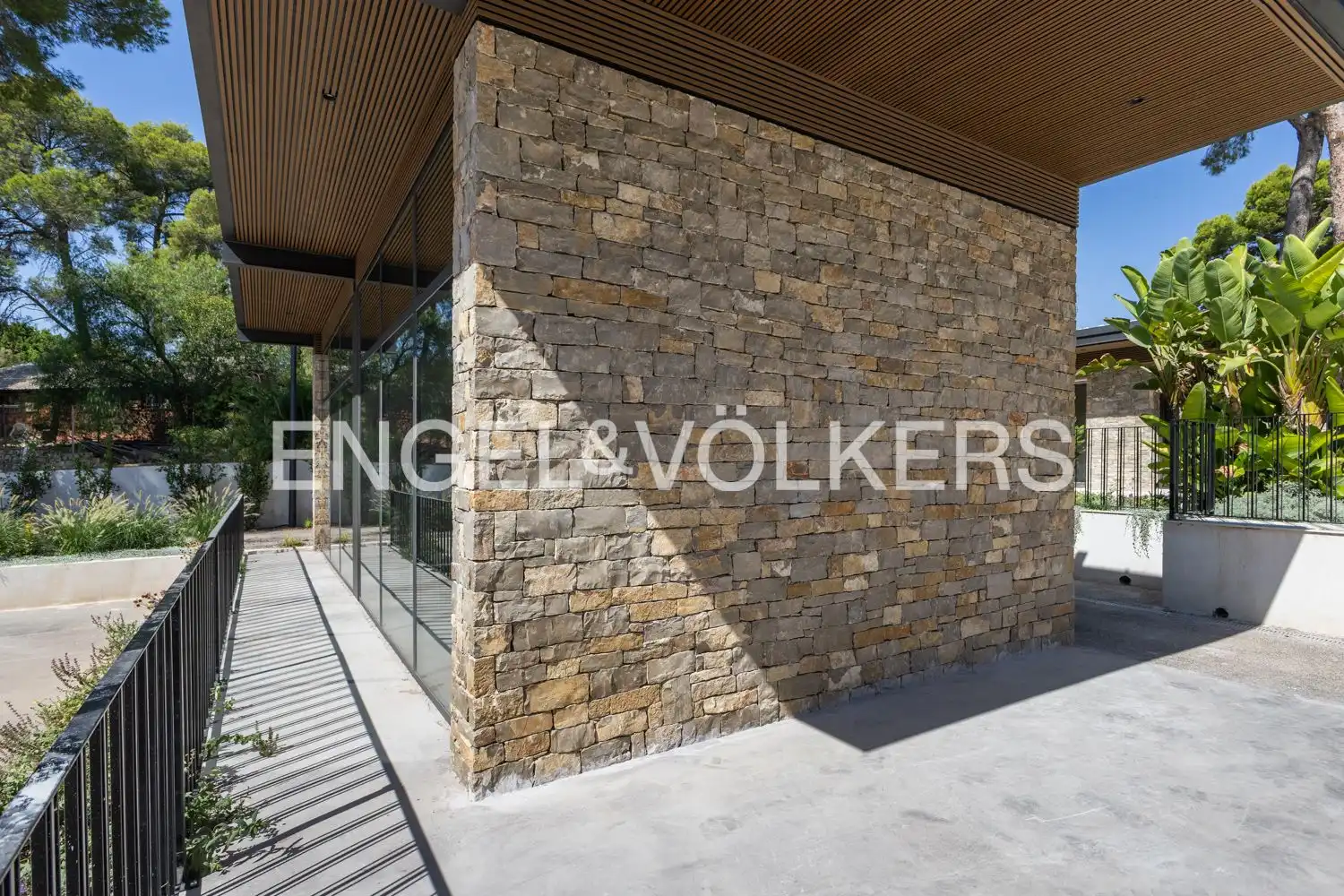 Casa o xalet de lloguer a Avinguda Acàcies, Campolivar