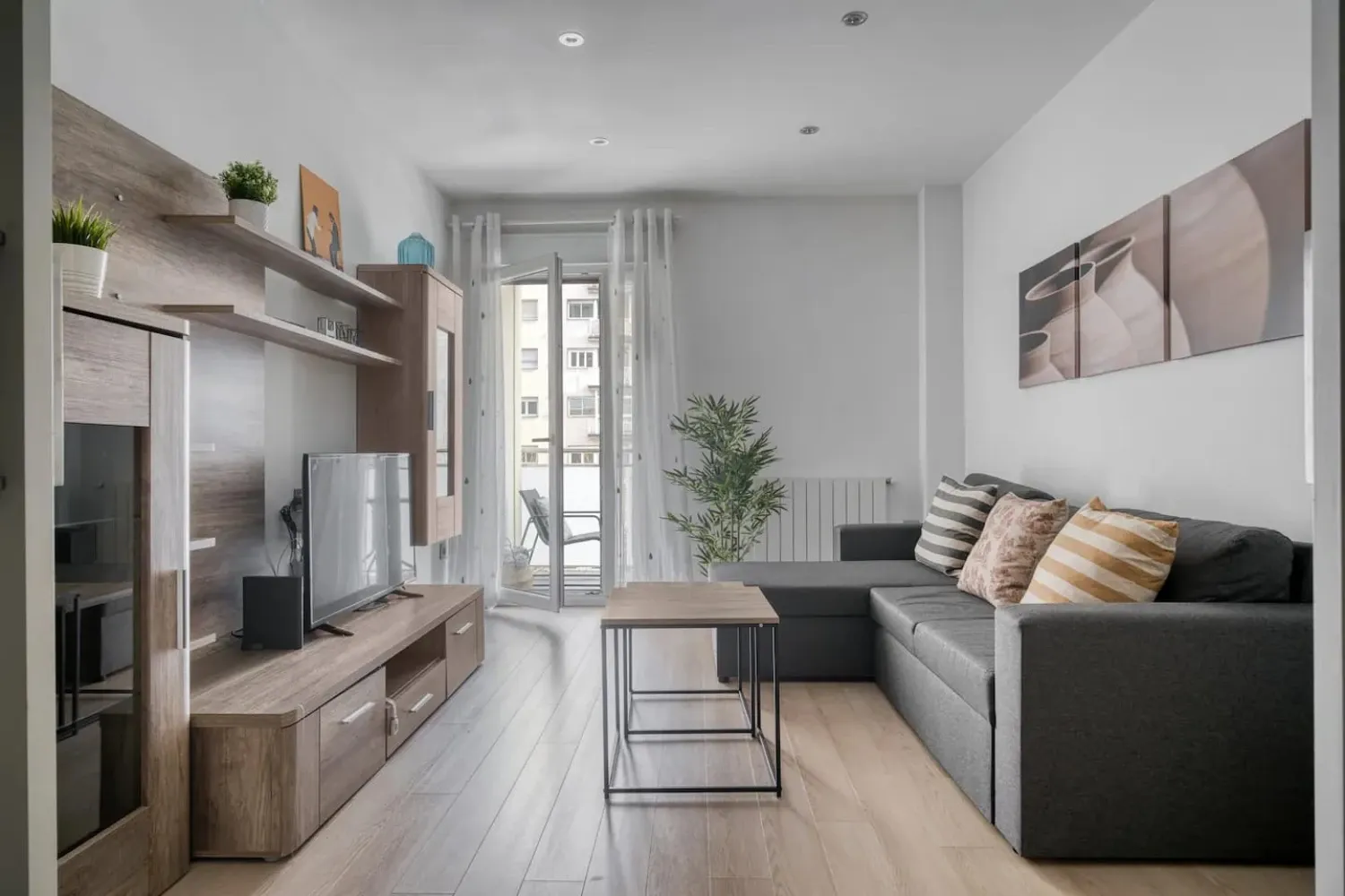 Living room of Flat to rent in Donostia - San Sebastián   with Heating, Terrace and Oven