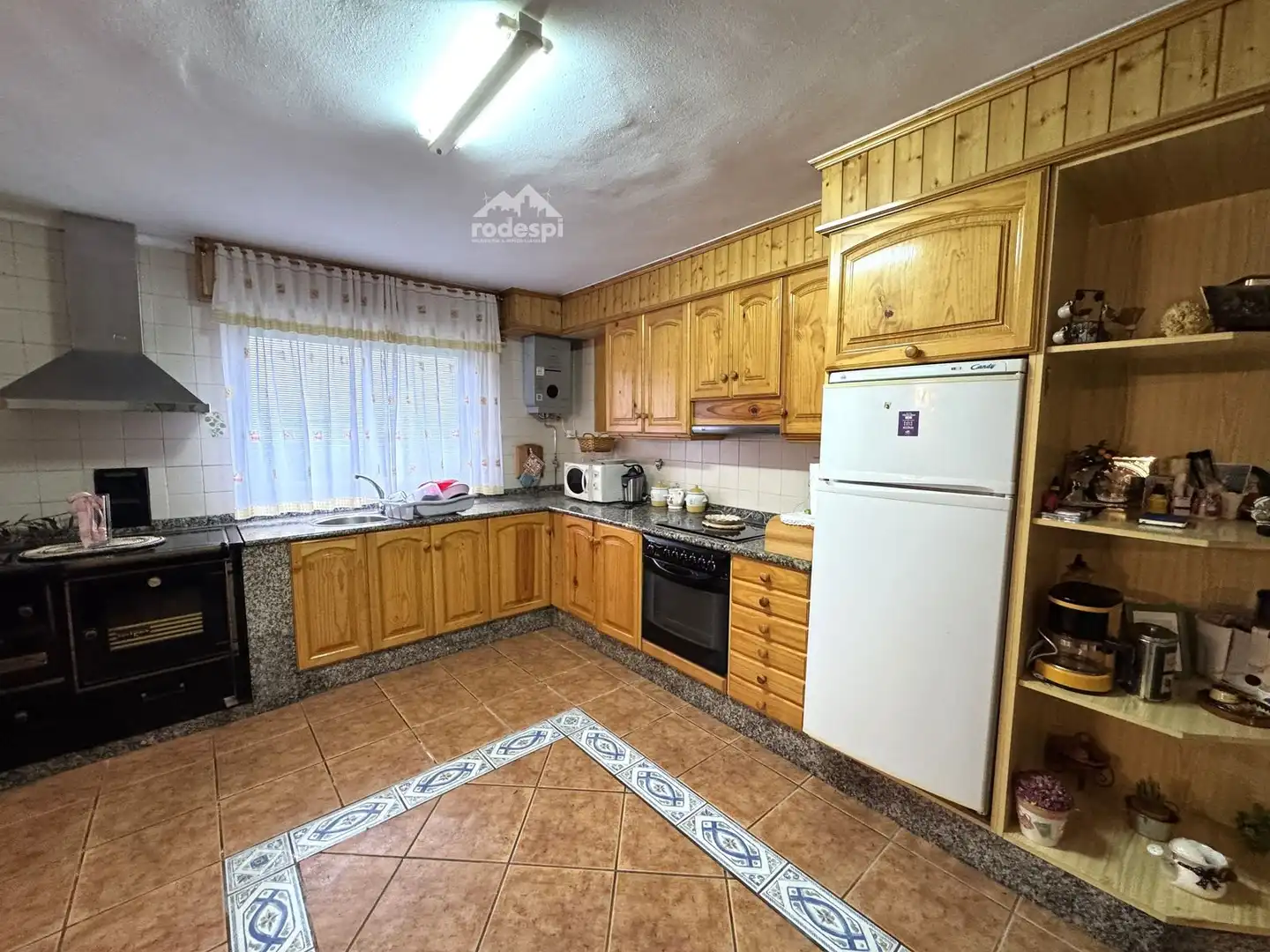 Cocina de Casa o chalet en venta en A Teixeira  con Trastero y Amueblado