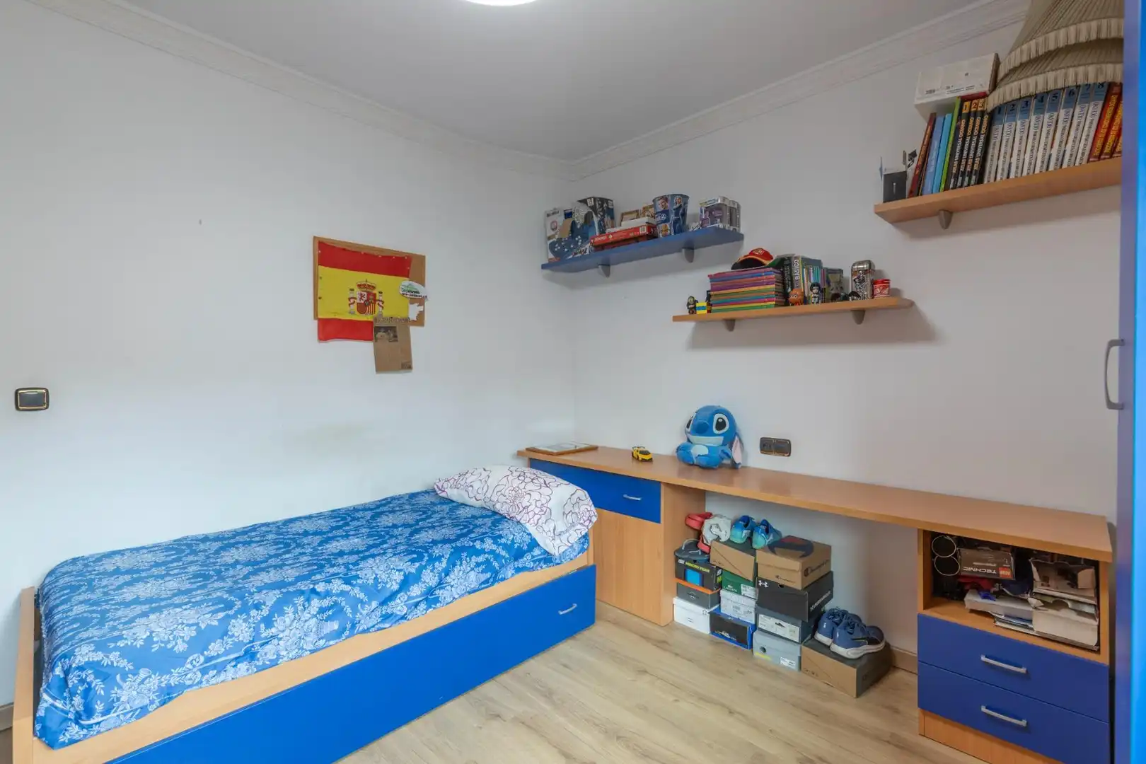 Dormitori de Casa o xalet en venda en Iznalloz