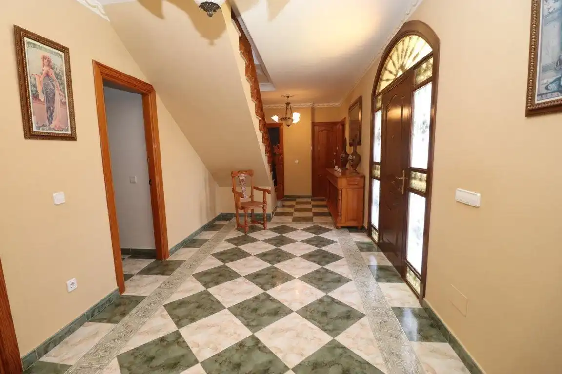 Casa o chalet de alquiler en Guaro con Jardín privado, Terraza y Trastero