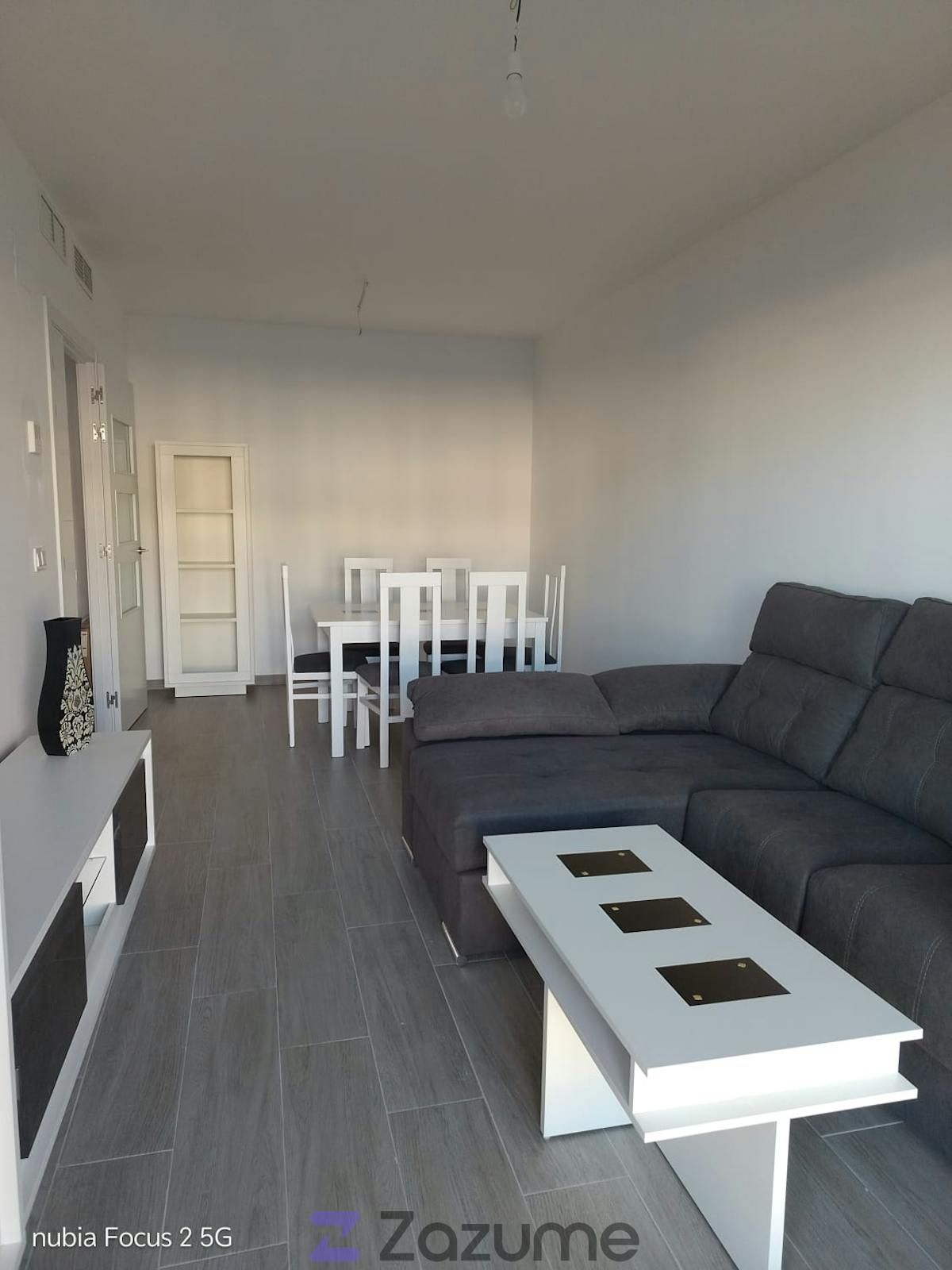 Sala d'estar de Pis de lloguer en La Rinconada amb Aire condicionat, Calefacció i Terrassa