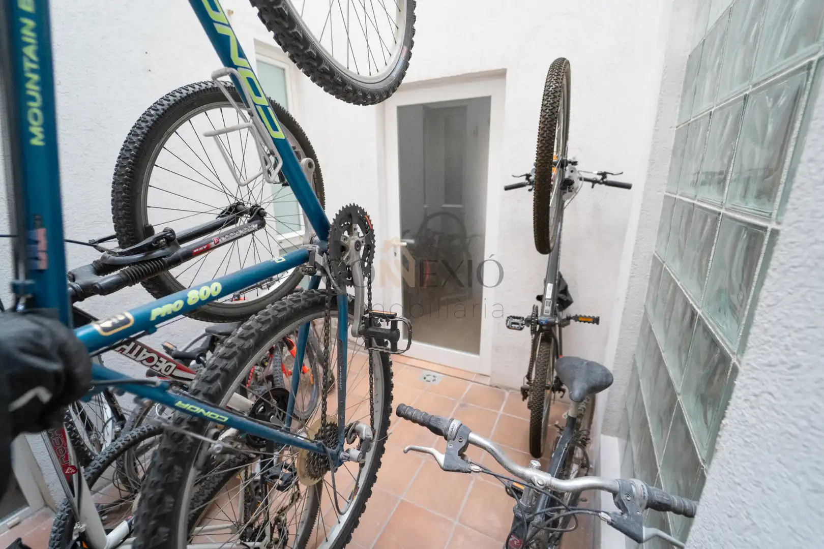 Parking of Ground floor for sale in Girona  with Air Conditioner, Heating and Private garden