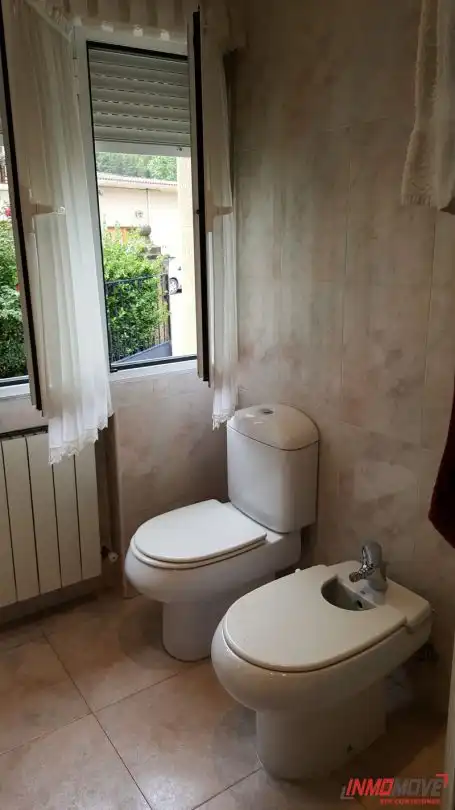 Bany de Casa o xalet en venda en Baños de Ebro / Mañueta amb Calefacció, Jardí privat i Terrassa
