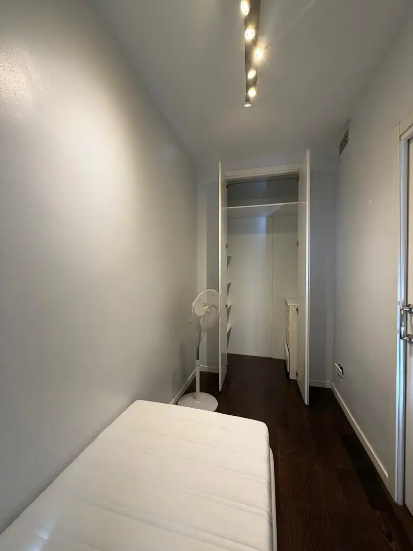 Flat for rent in Madrid  with Air Conditioner and Heating