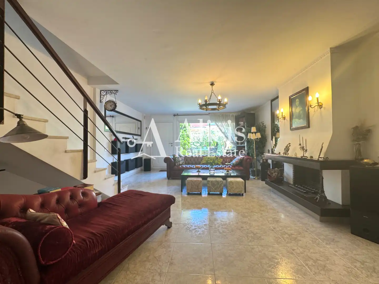 Sala d'estar de Casa adosada de lloguer en Rubí amb Calefacció, Jardí privat i Balcó