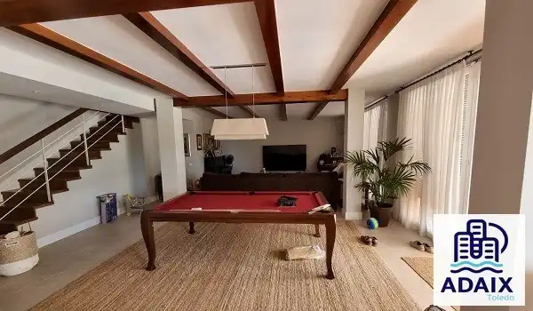 Haus oder Chalet zum Verkauf in Layos mit Klimaanlage, Heizung und Parkett