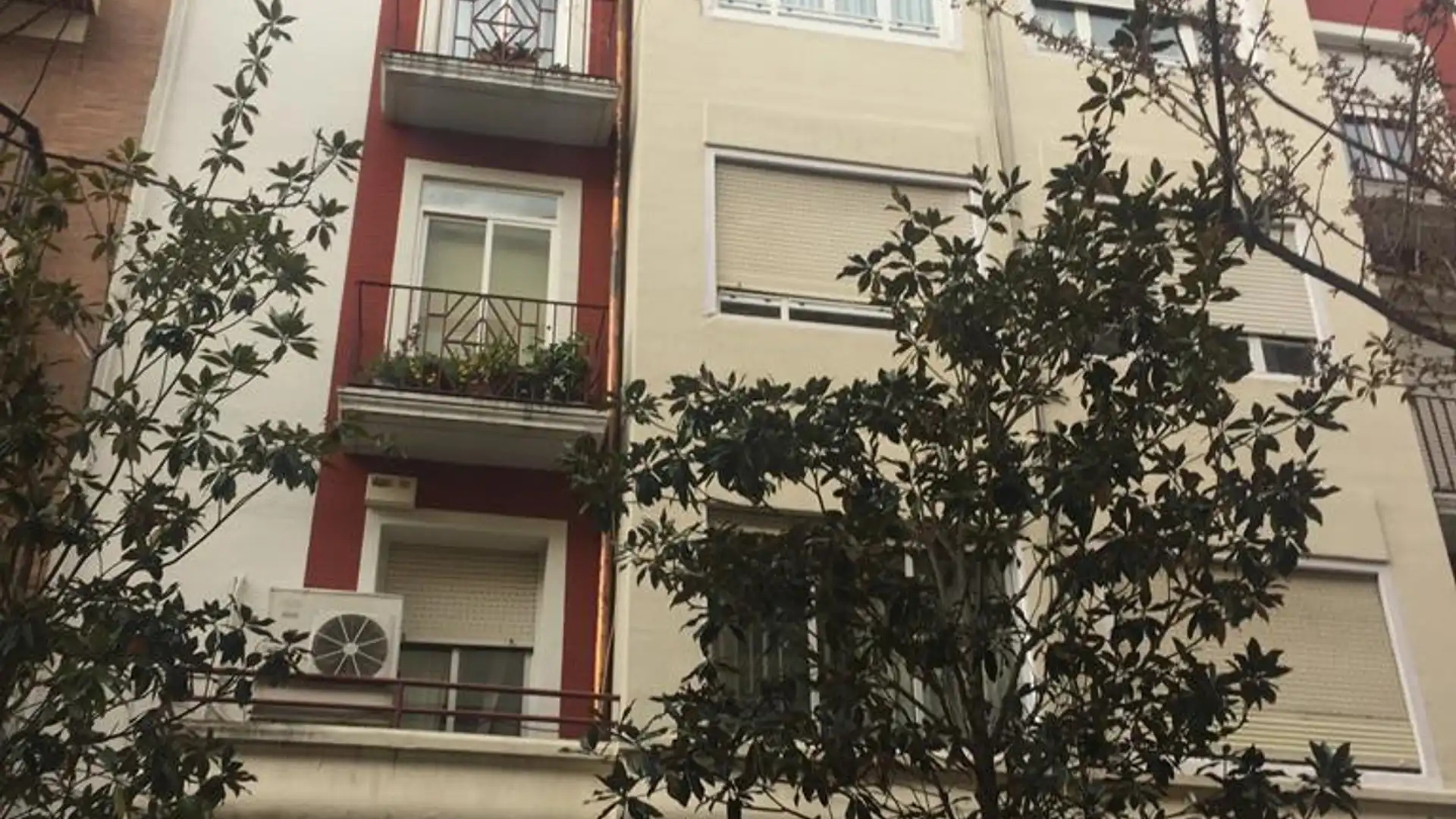 Piso en venta en C/ Maria Teresa Gil de Garate , Gran Via