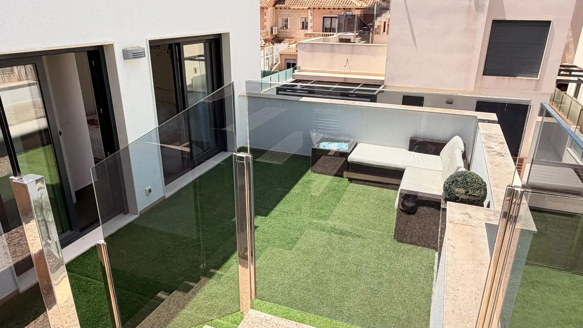 Terrace of Houses for sale in Torrevieja  with Air Conditioner, Private garden and Terrace