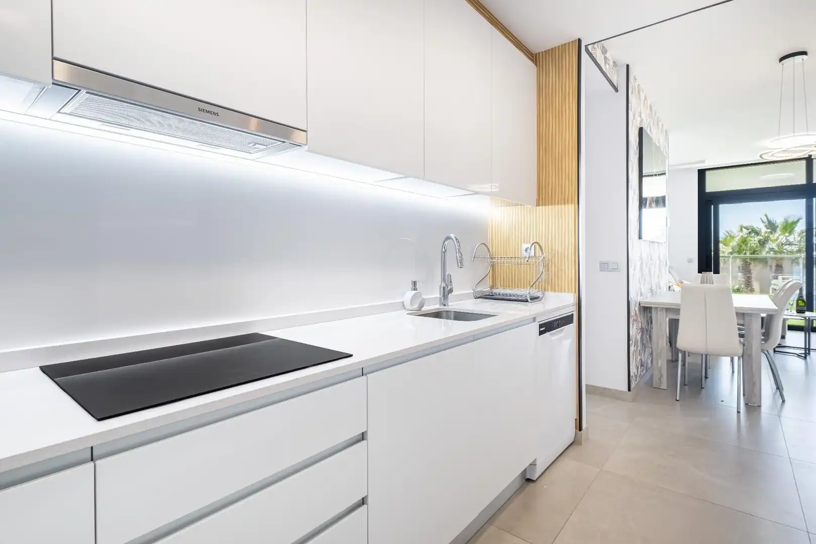 Apartamento de alquiler en Avenida REPUBLICA ARGENTINA, 17, Playa Poniente