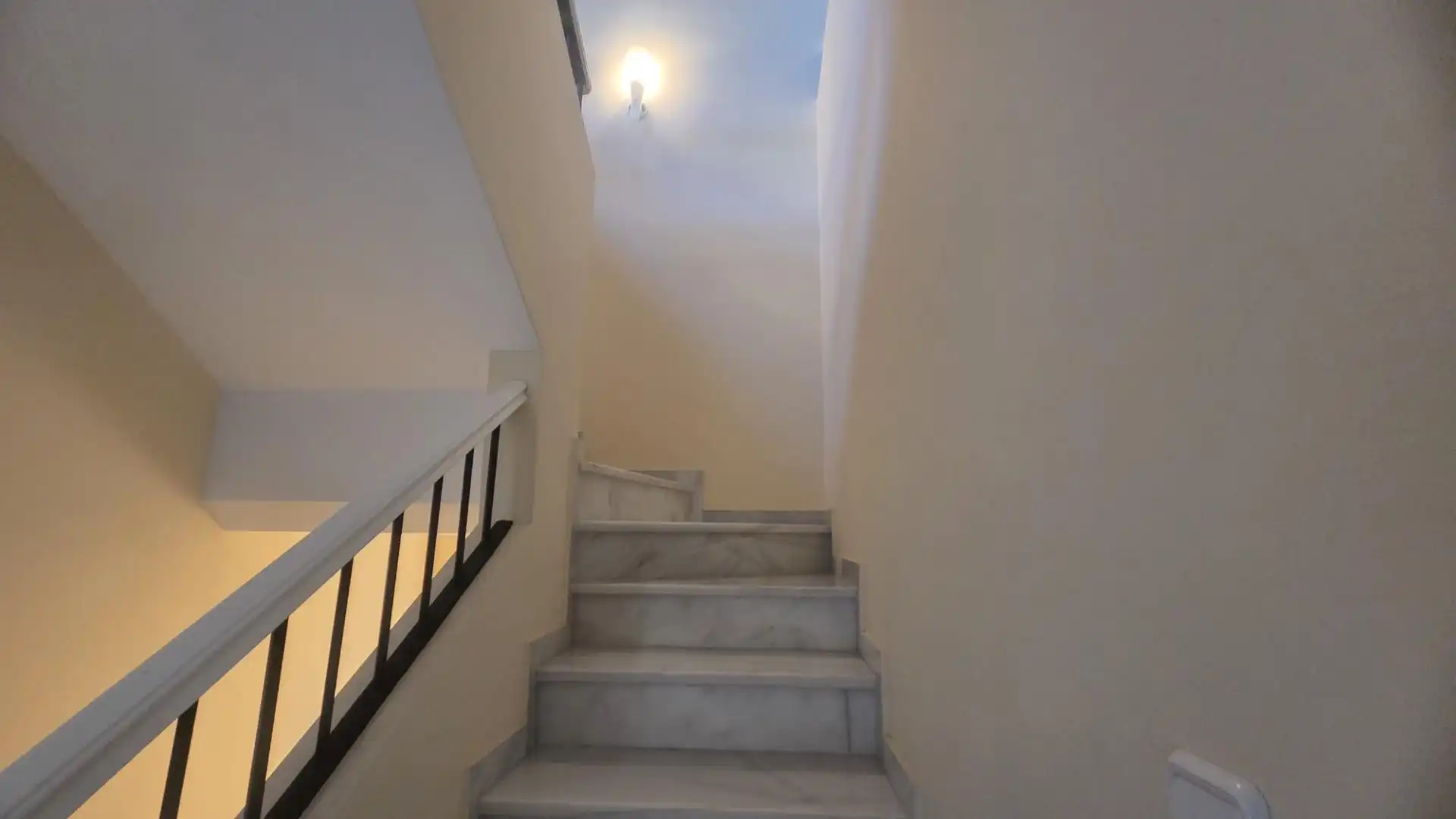 Casa pareada con piscina en venta en Avenida SANTA BEATRIZ DE SILVA, imagen 23