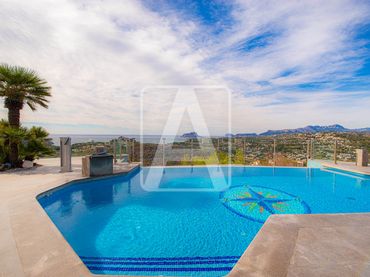 Villa con piscina in vendita a Paichi