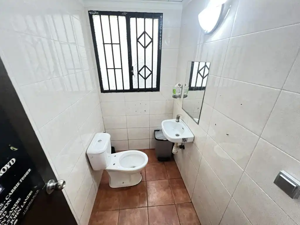 Business premises for sale in Casc Urbà, imagen 17