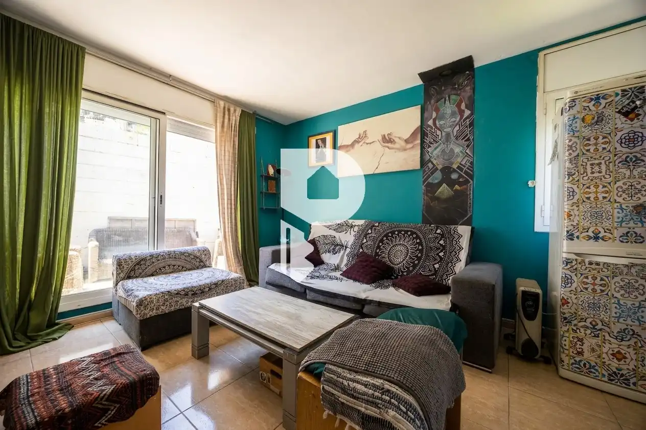 Sala d'estar de Casa o xalet en venda en Cervelló amb Aire condicionat, Jardí privat i Terrassa