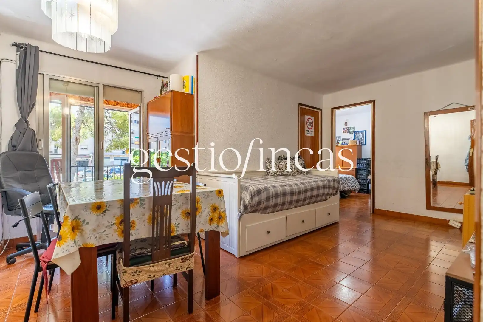 Habitación de Piso en venta en Tarragona con Amueblado y Balcón