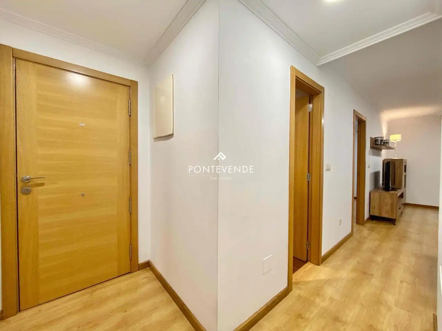 Piso en venta en Poio con Calefacción, Parquet y Trastero