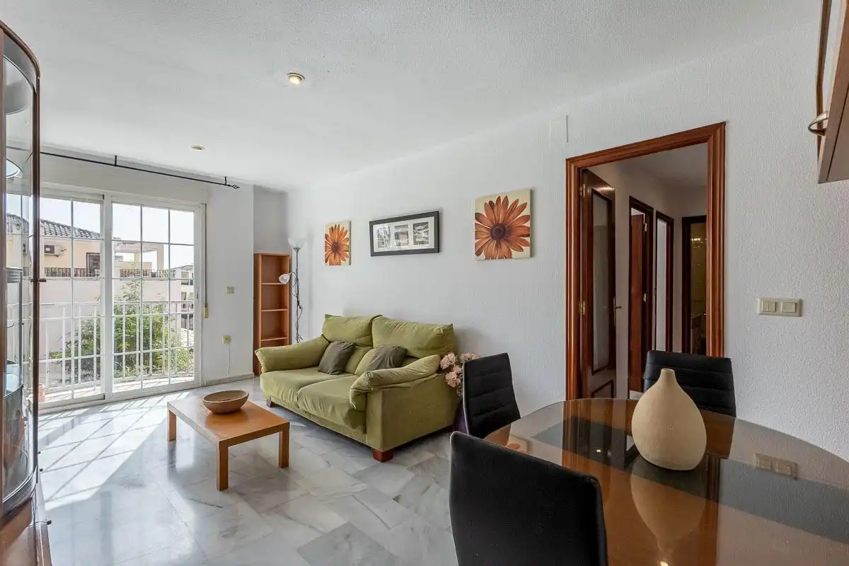 Living room of Flat for sale in Granada  with Balcony