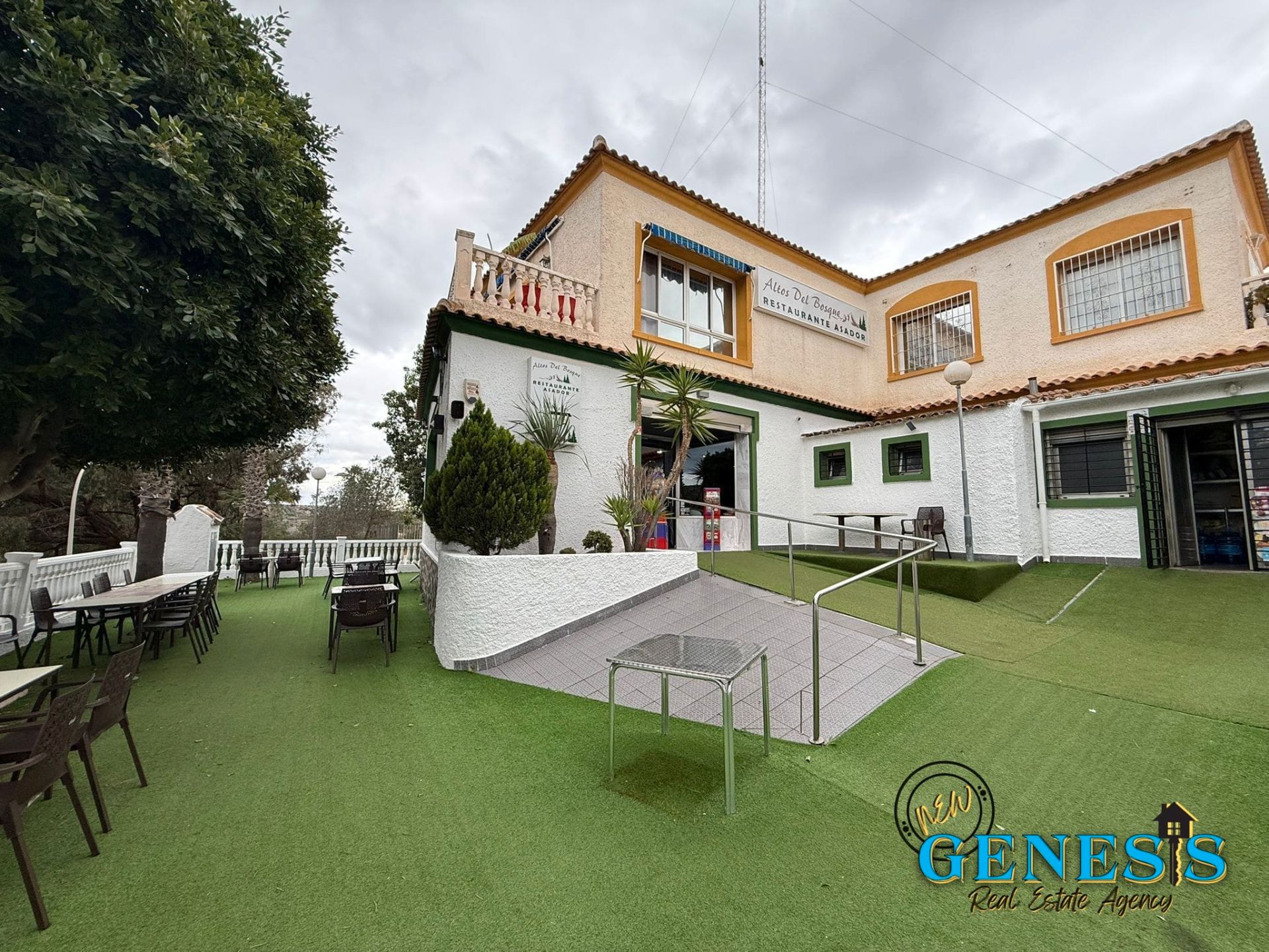 Local en venda en Guardamar del Segura amb Aire condicionat, Calefacció i Terrassa