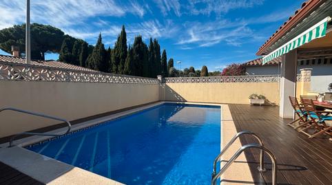Foto 2 de Casa o chalet en venta en Carrer Cantallops, Riells, Girona