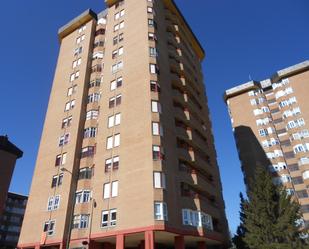 Exterior view of Flat for sale in Valladolid Capital  with Terrace and Balcony