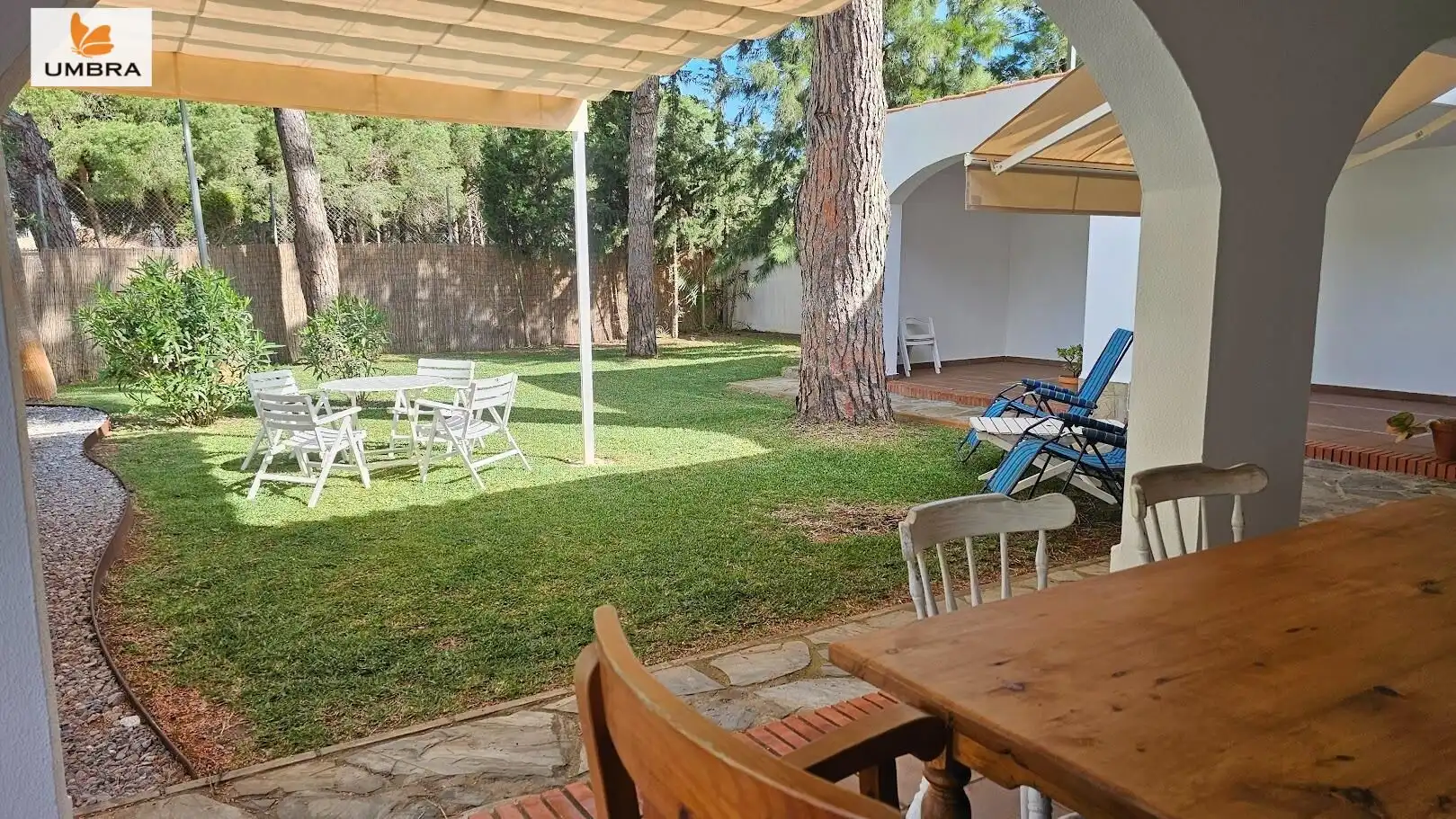 Jardí de Casa o xalet en venda en Chiclana de la Frontera amb Aire condicionat, Calefacció i Jardí privat