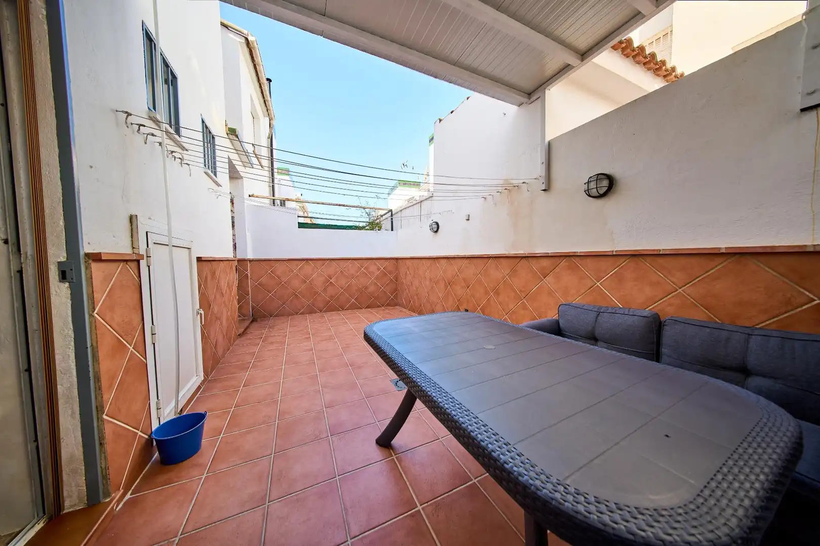 Terrasse von Einfamilien-Reihenhaus zum Verkauf in Jun