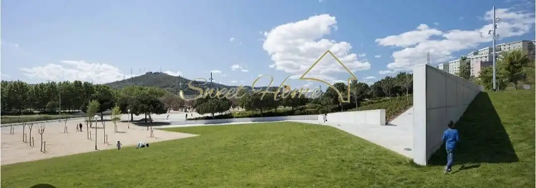 Residencial en venda en Santa Coloma de Gramenet
