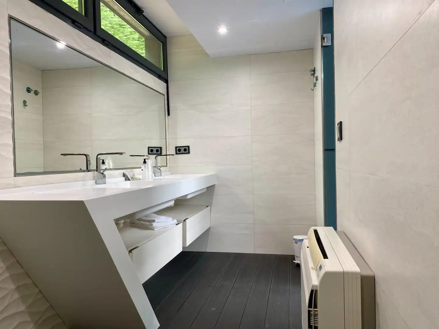 Chalet con terraza en venta en Calle Cortiguera, imagen 60