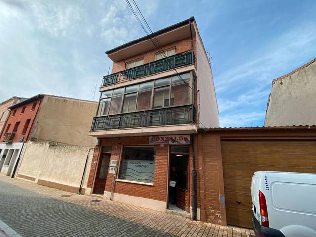 Edificio en Venta en Melgar de Fernamental