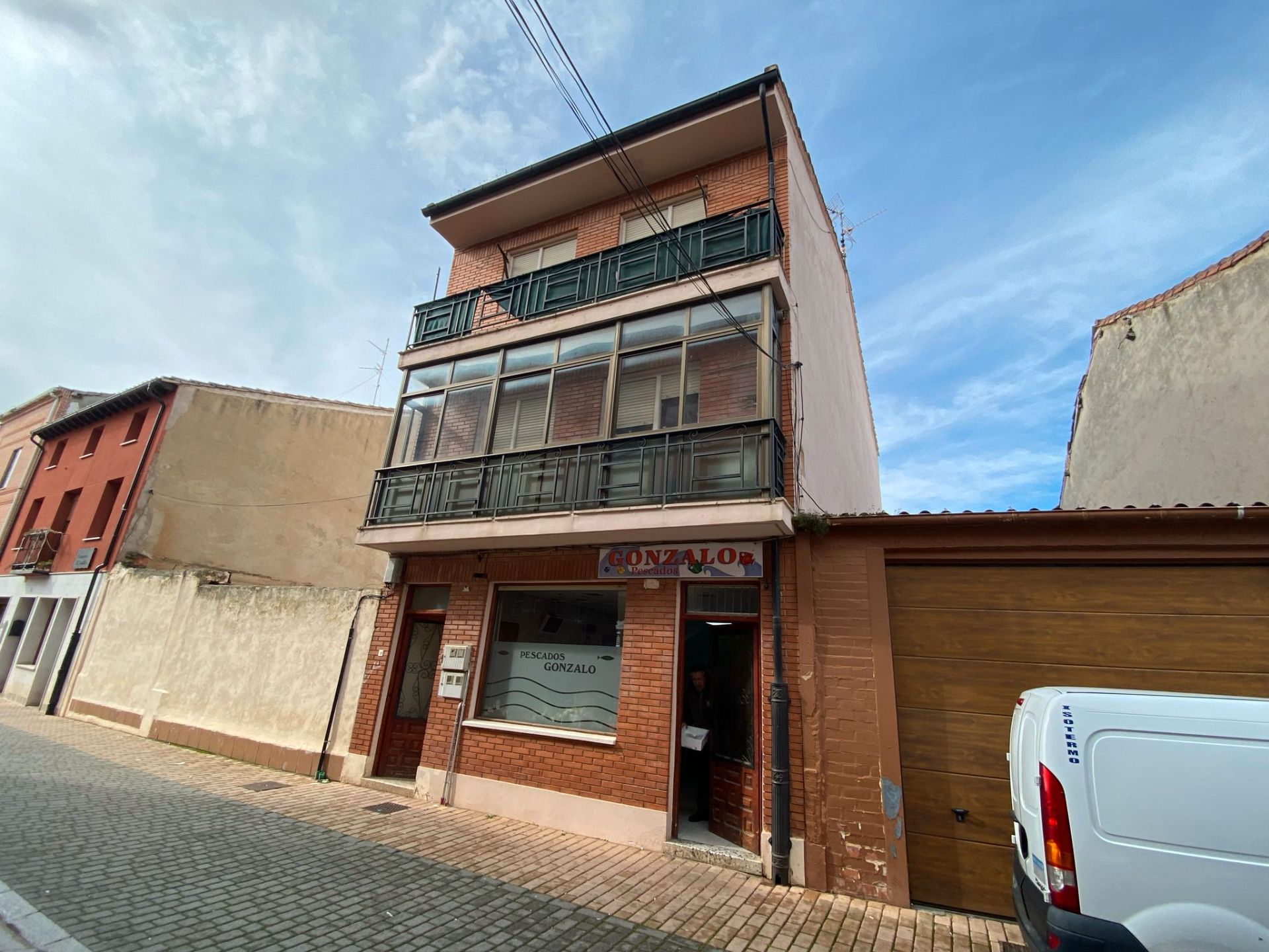 Exterior view of Building for sale in Melgar de Fernamental