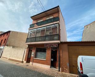 Exterior view of Building for sale in Melgar de Fernamental