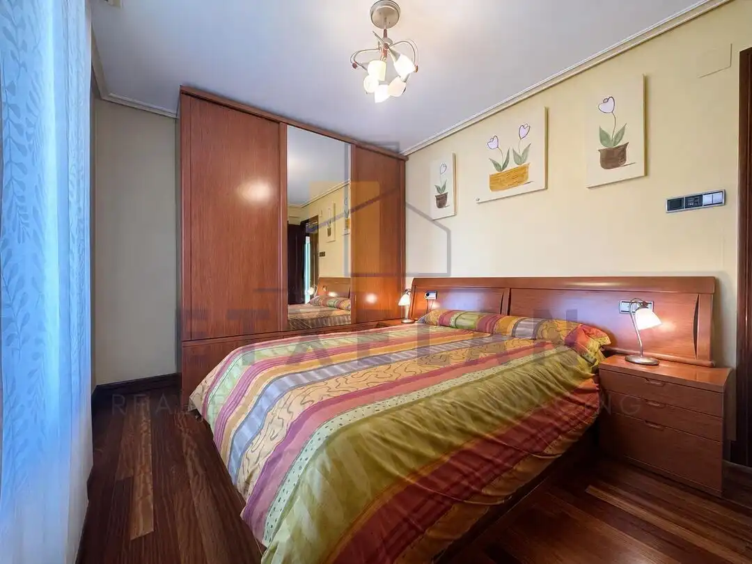 Habitación de Piso en venta en Atxondo con Calefacción y Amueblado