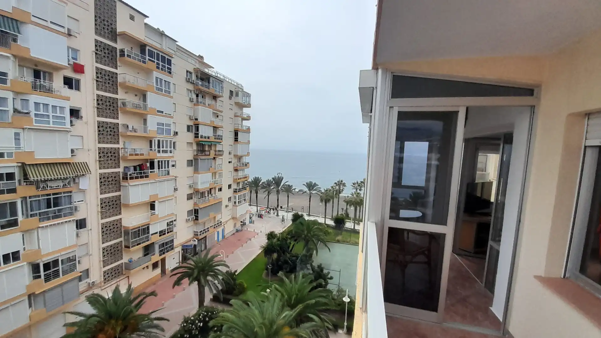 Casa con piscina en venta en Urbanizacion Pueblo Nuevo 7, imagen 2