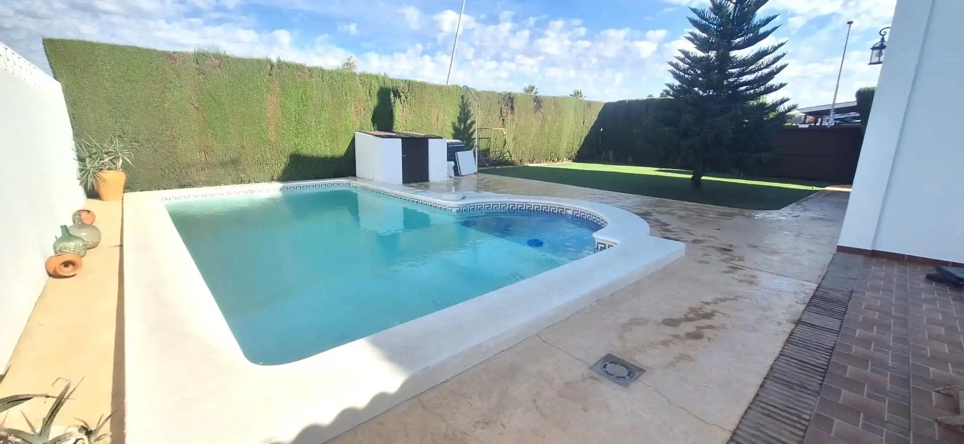 Villa mit Pool zum Verkauf in Alcalá del Río
