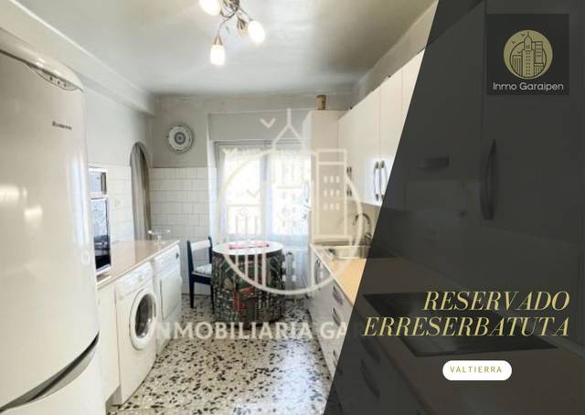 Casa-chalet en Venta en Valtierra